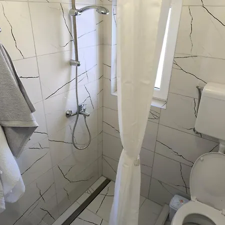 Doksas Deguric Apartment *